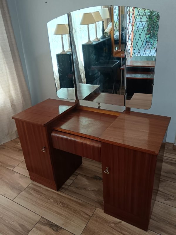 Vintage dressing table