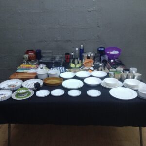Mixed Lot of Assorted Kitchenware & Utensils — Approx. 40 Pieces