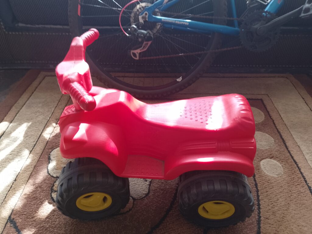 Red Plastic Toddler Ride-On Four-Wheeler (Single)