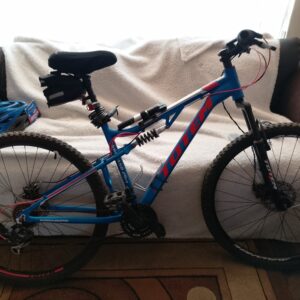 Totem men's full-suspension bicycle with pump, lock & saddle bag