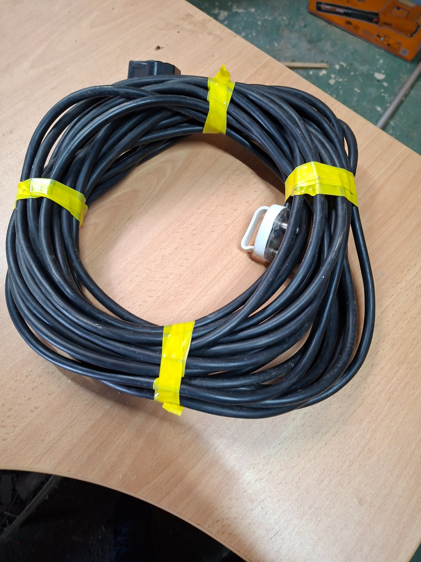 19 m 2.5 mm Generator Extension Cable — Tested and Working