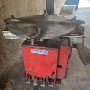 BOXER A 22-20 Tyre Changer Machine – 3-Phase, Working, Heavy-Duty