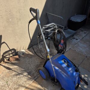 Nilfisk ALTO Poseidon 5 Pressure Washer – Motor Working, Needs Seal Repair