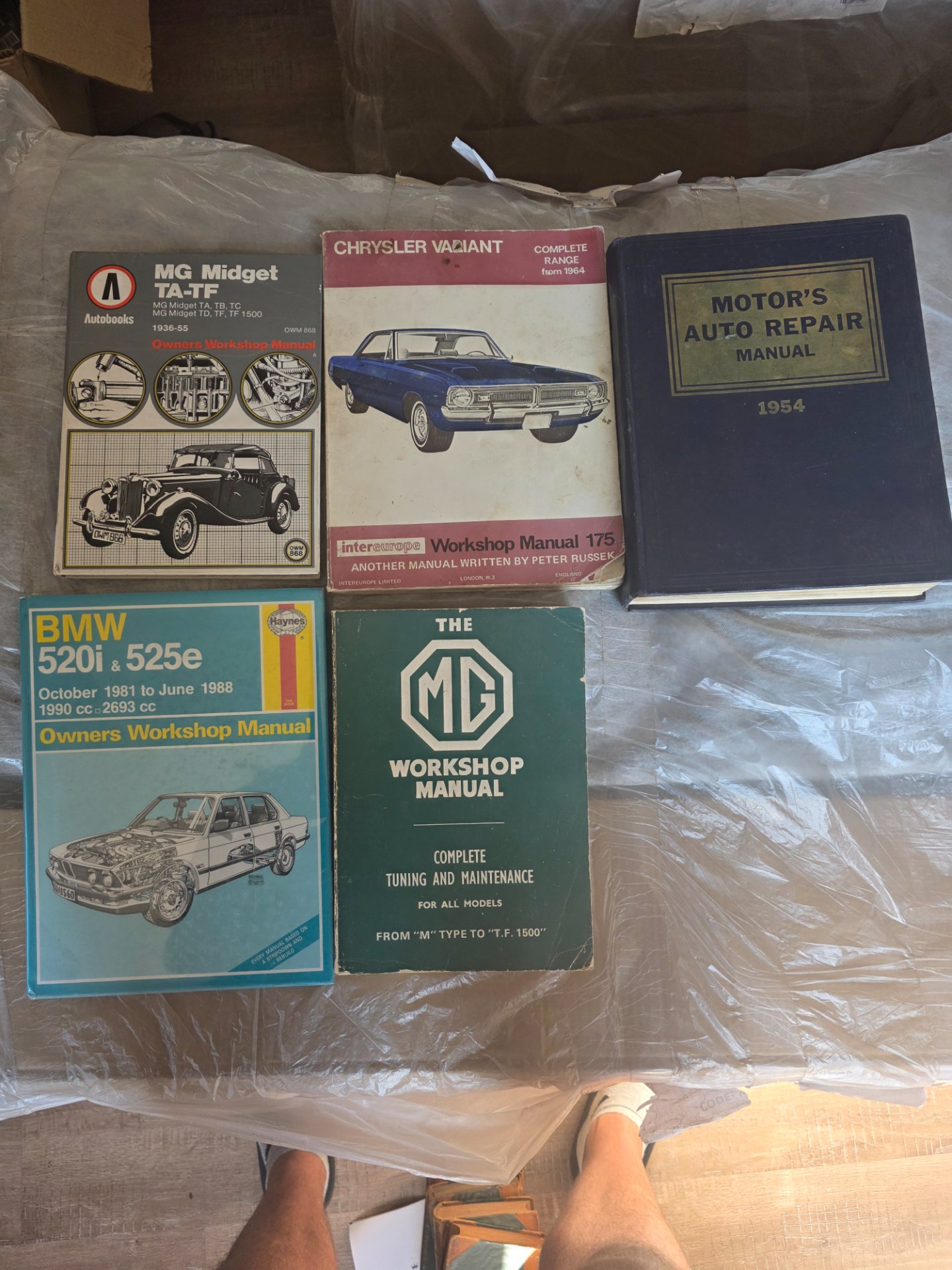 Bulk Lot of 5 Vintage & Classic Car Workshop Manuals – MG, BMW, Chrysler Valiant, Motor’s Auto Repair (1954)