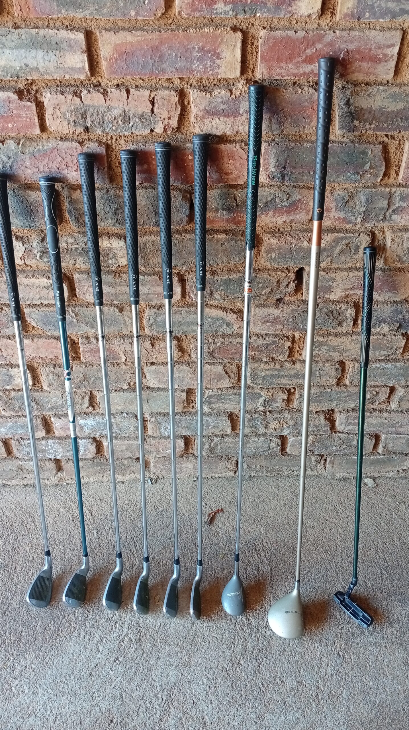 Lot of Approximately 10 Mixed Golf Clubs (No Bag)