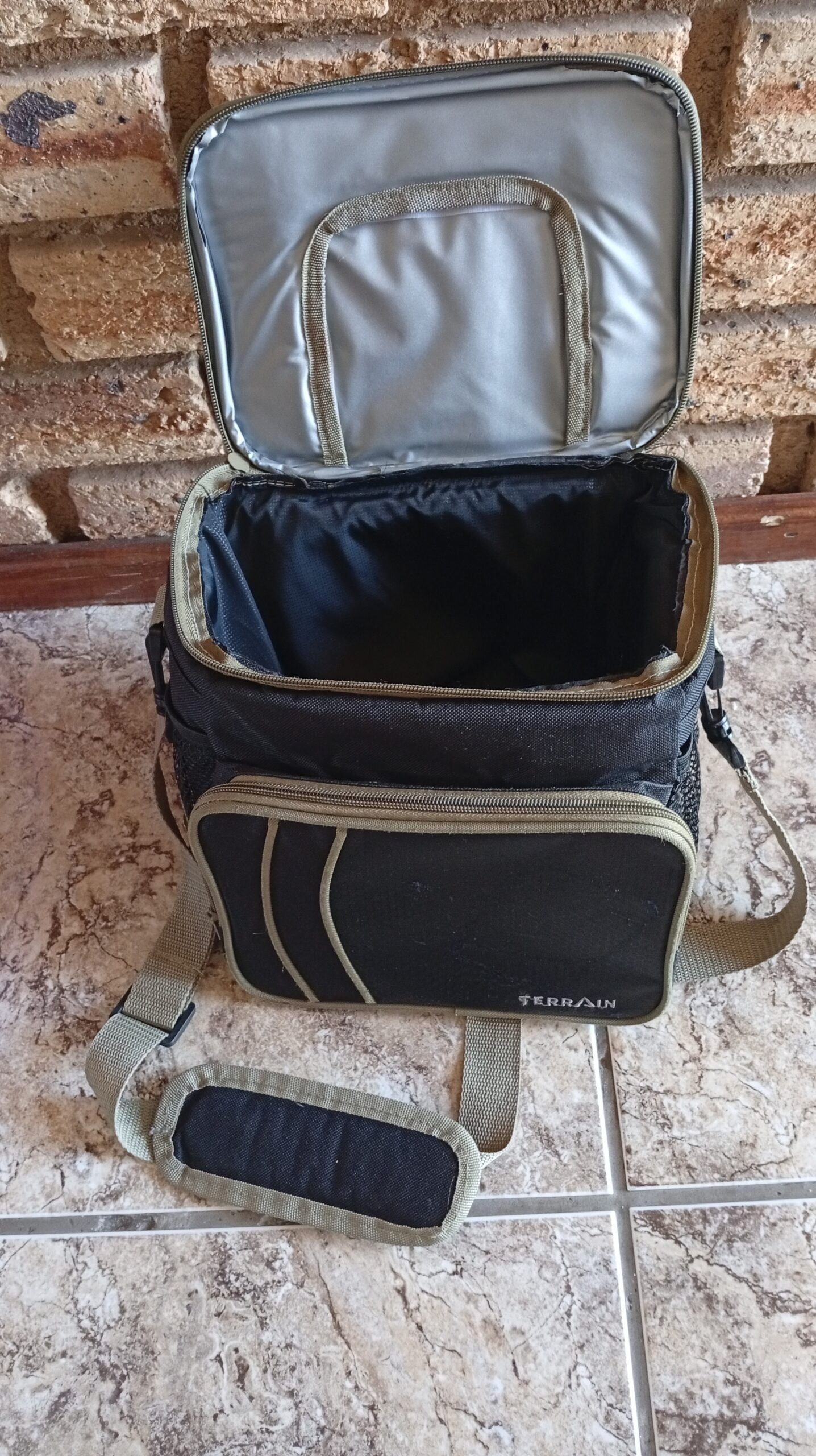 Small TERRAIN Fabric Travel Bag – Well-Used, Shoulder Strap, Front Pocket