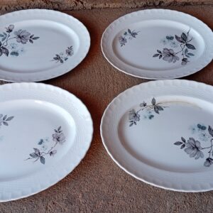 Set of 4 Oval Serving Plates with Blue/Grey Floral Pattern
