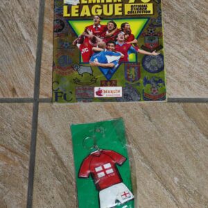 Merlin Premier League 98 Sticker Album & England Jersey Keyring (2 pcs)