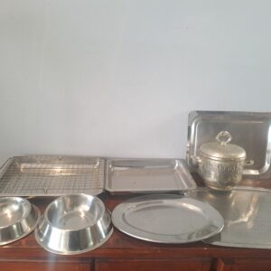 Mixed Lot of Metal Trays, Bowls, Wire Rack and Lidded Ice Bucket (9 pcs approx.)