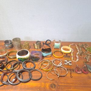 Lot of costume jewellery — mixed bracelets, bangles, necklaces & earrings (35–45 pcs)