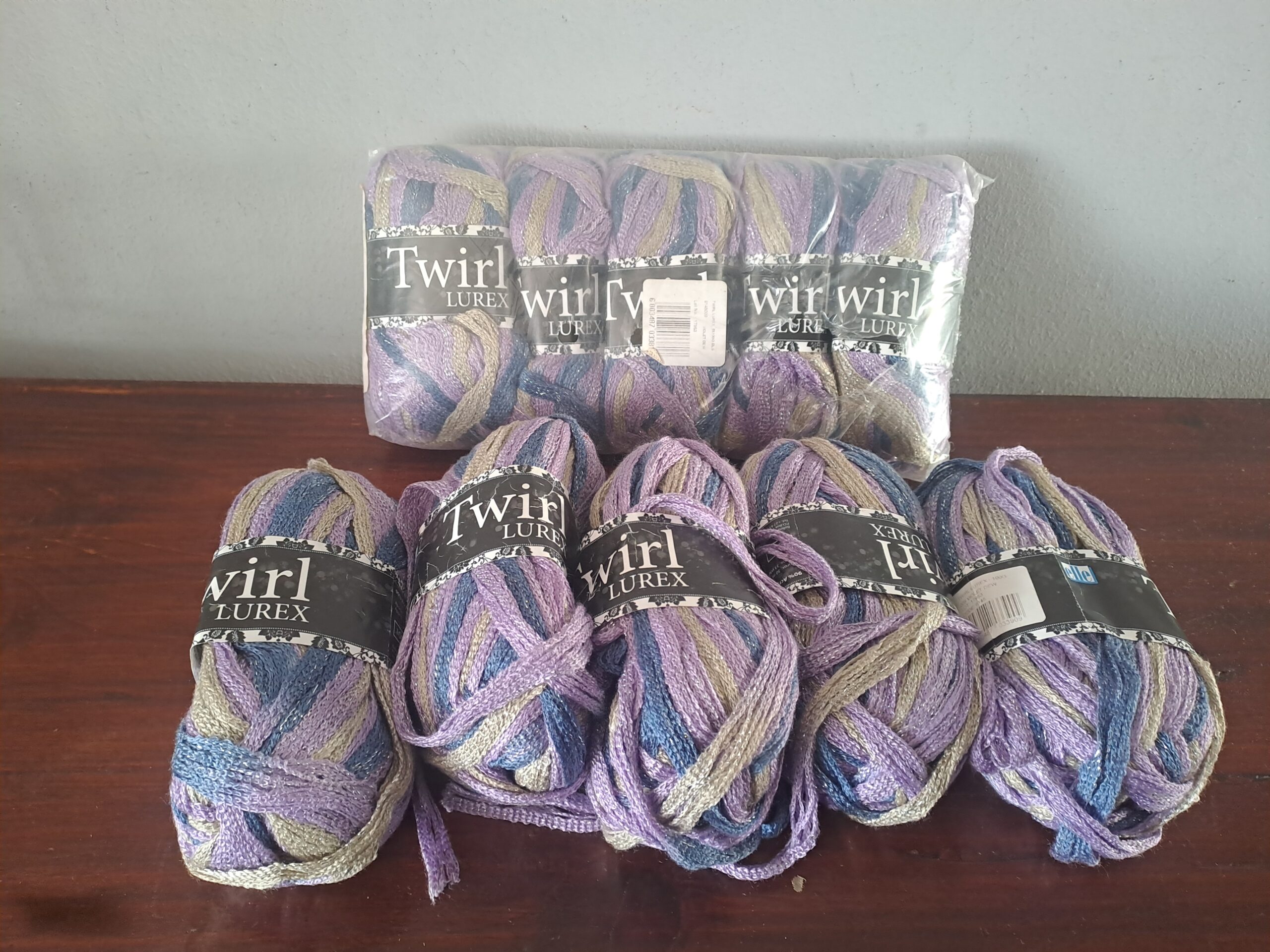 Twirl LUREX variegated knitting yarn — lot of skeins (approx. 11)