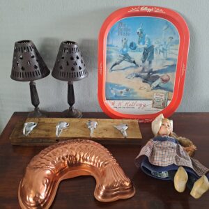 Mixed vintage lot: Kellogg's advertising tray, Dutch milkmaid doll, copper mould & metal shades