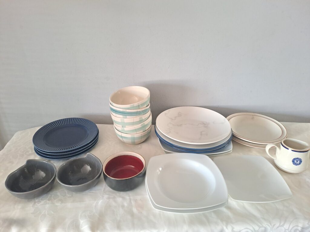 Bulk Assorted Crockery Set – Plates, Bowls, Dishes & Jug (No Chips or Cracks)