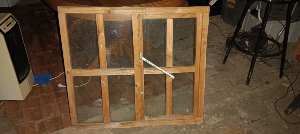 Wooden Multi-Pane Window Frame with Glass and Hinge (90 x 85)