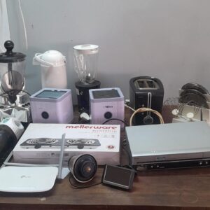 Joblot of ~13 Small Kitchen Appliances & Electronics (mixed lot)