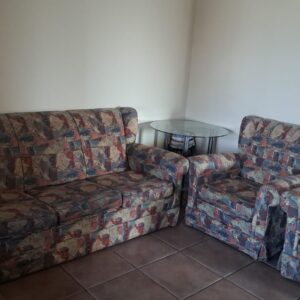 3-piece patterned lounge suite (sofa + 2 armchairs) with round glass coffee table