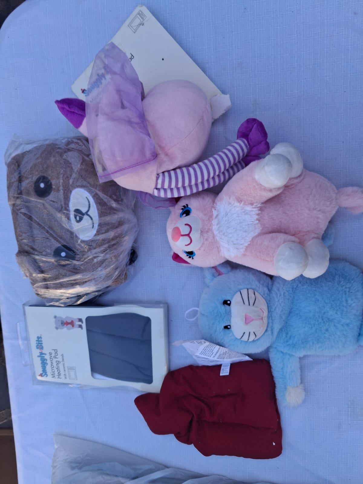 Assorted Plush Toys Bundle (6) — Snuggly Bits Boxed Lot
