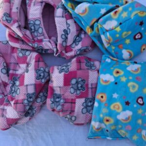 Bundle of 6 small fleece pet beds/pouches – mixed pink & blue patterns