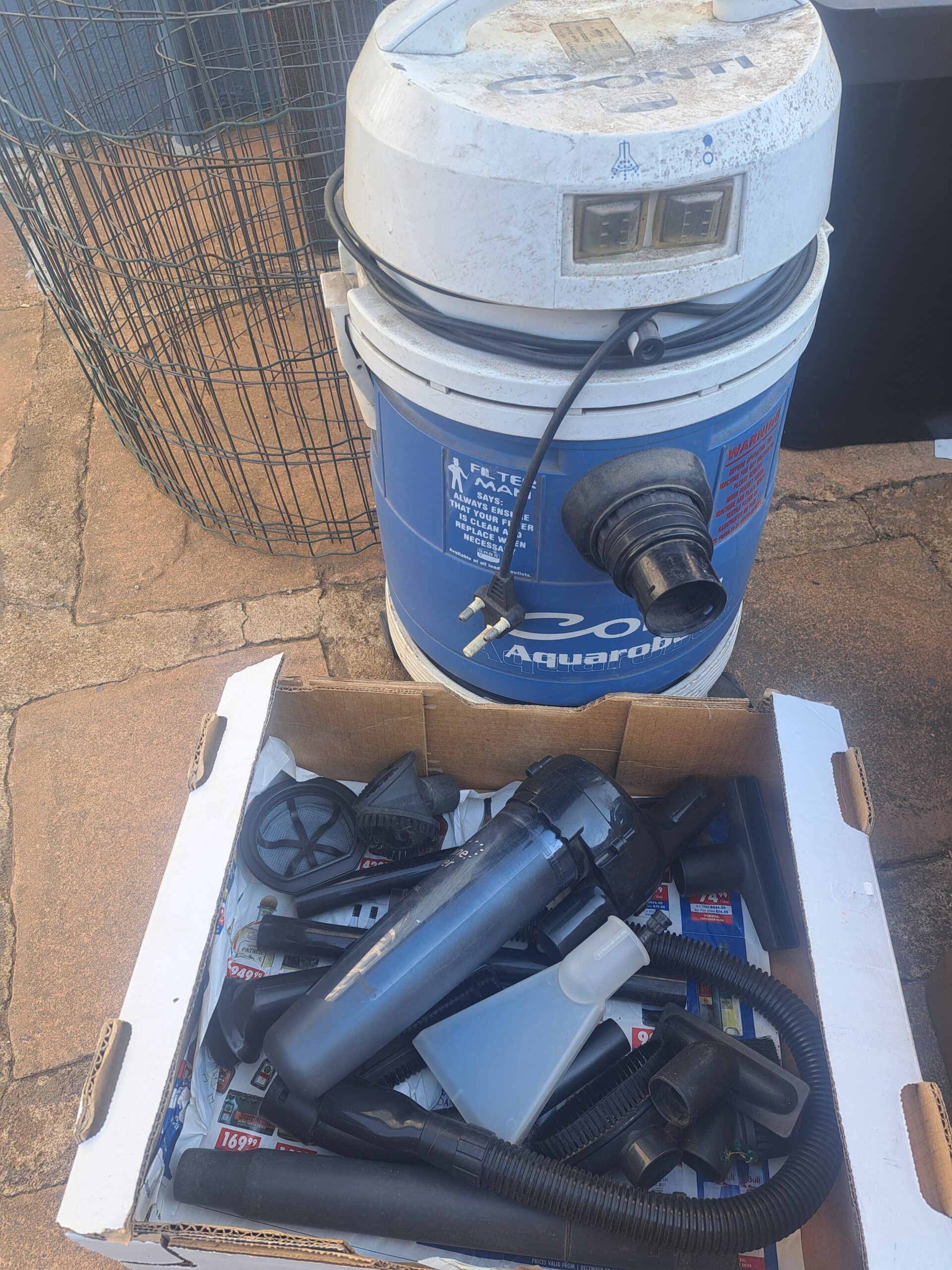 Conti Aquarobot Canister Vacuum with Multiple Hoses & Attachments