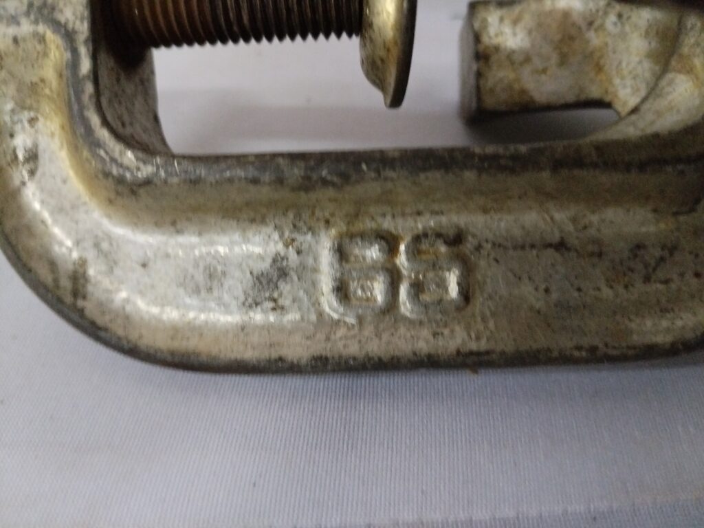 Clamp-on Manual Meat Grinder / Hand-Crank Mincer