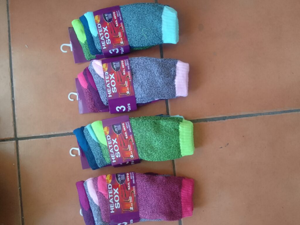 Lot of 12 Pairs – HEATED SOX, packaged (4 x 3-pair packs), multi-coloured