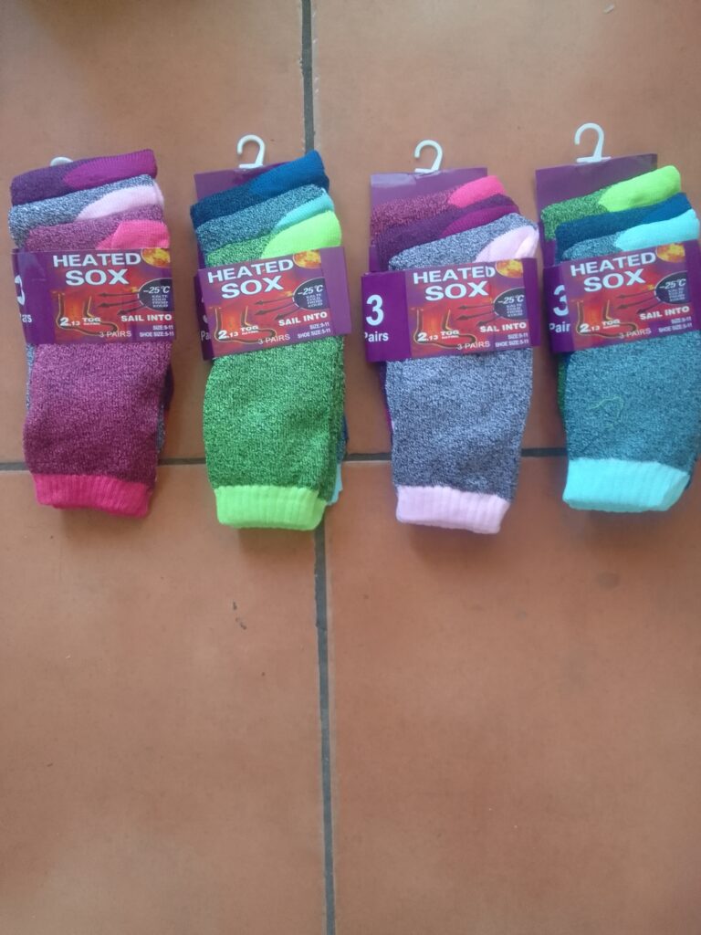 Heated SOX — Lot of 12 Pairs (4 x 3-pair Packs) Assorted Colours, Brand New