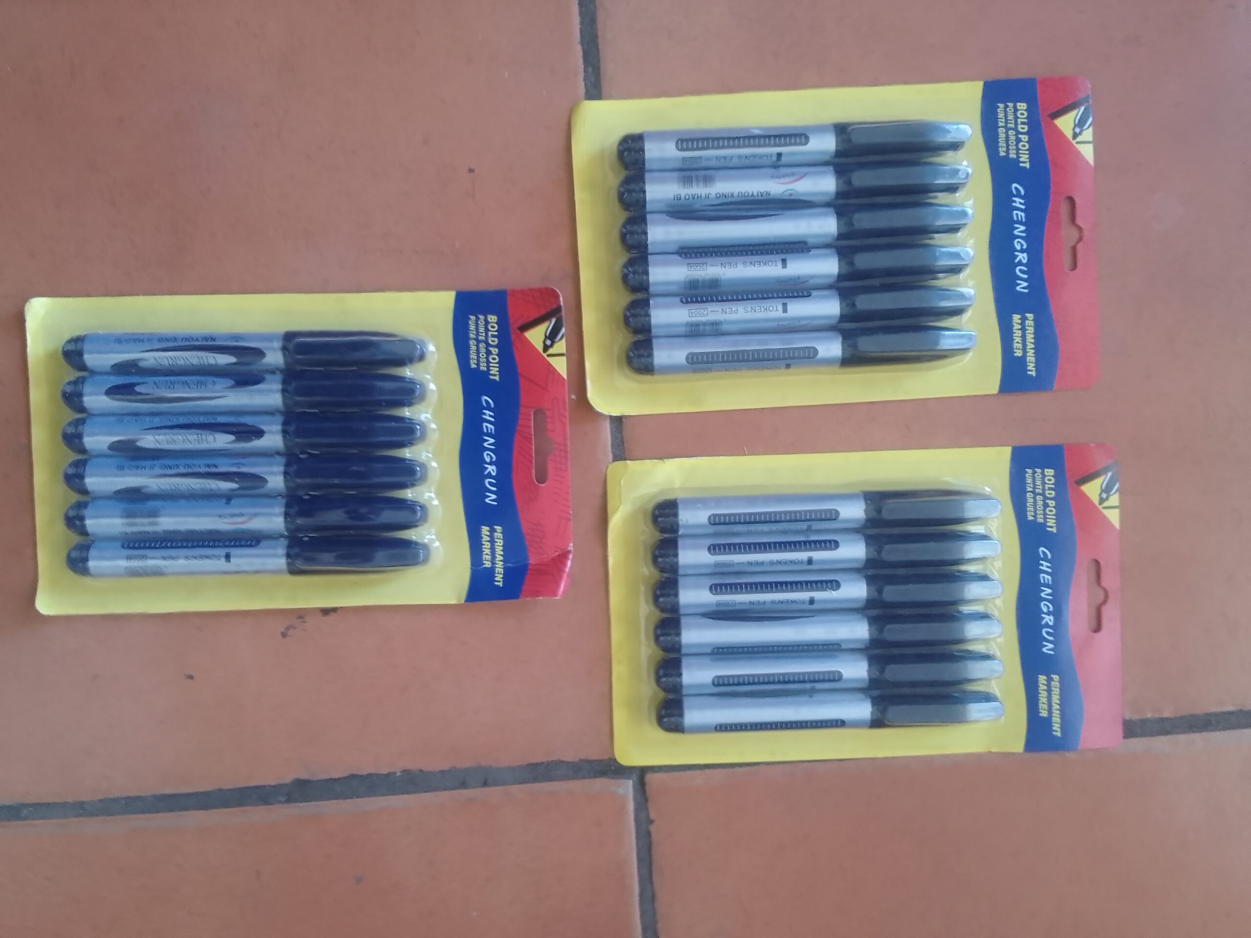 Lot of 18 CHENGRUN Black Permanent Markers – Sealed Blister Packs