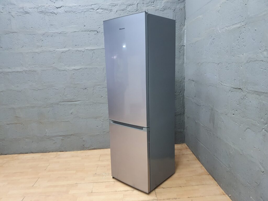 Hisense Bottom-Freezer Refrigerator RD-36DC4S — Silver, 271L (1 unit)
