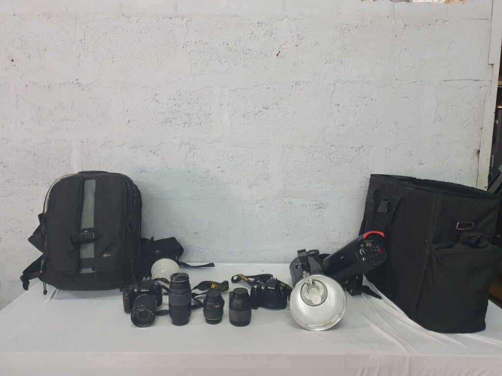Nikon DSLR Camera & Studio Lighting Kit – 2 Bodies, 4 Lenses, DG-300F Flash, Bags & Accessories Working