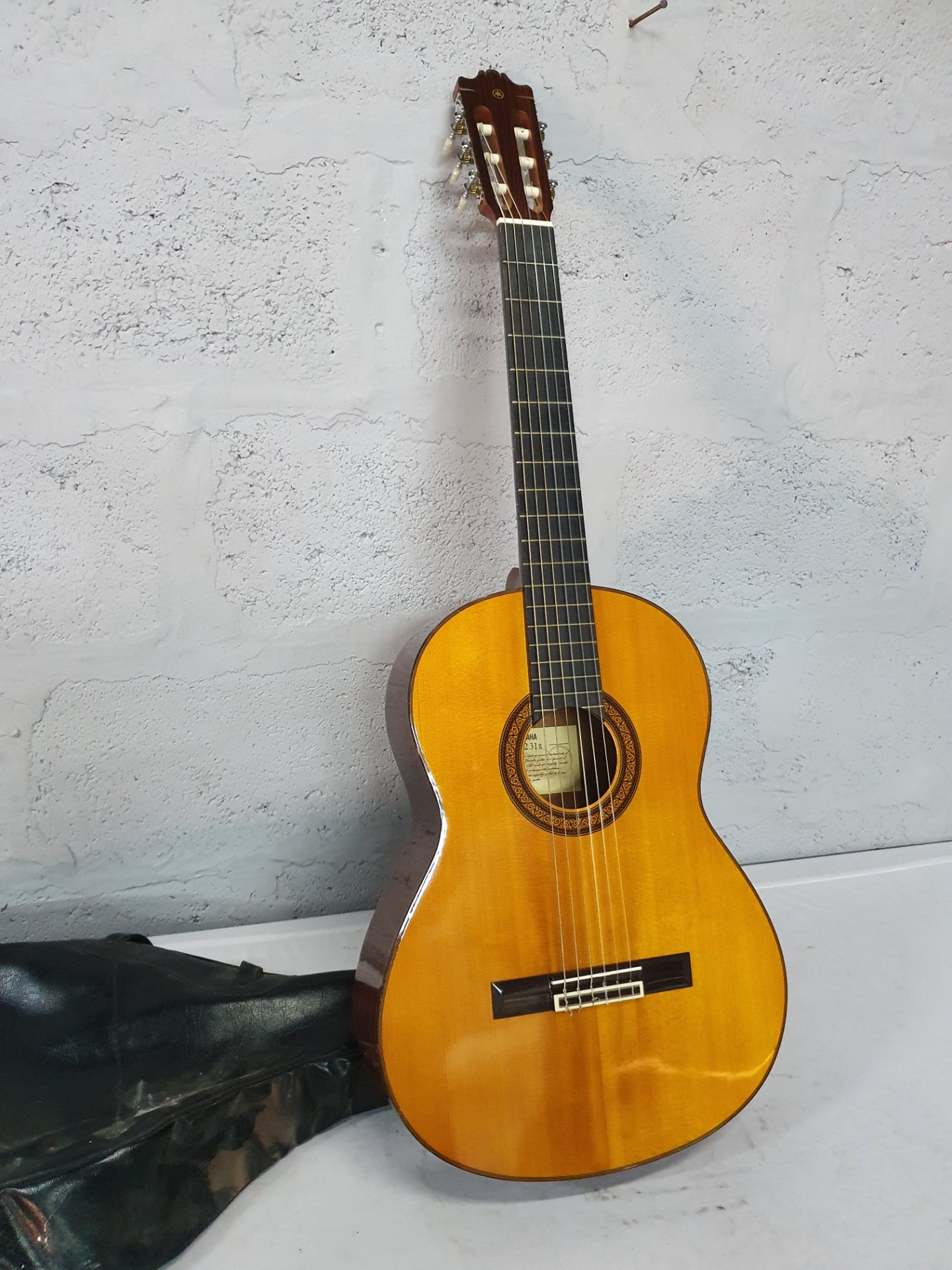 Yamaha G231II labelled classical (nylon) guitar — used, labelled, soft gigbag included