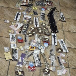 Mixed Lot of Assorted Fashion Jewellery — Approximately 50–70 Pieces