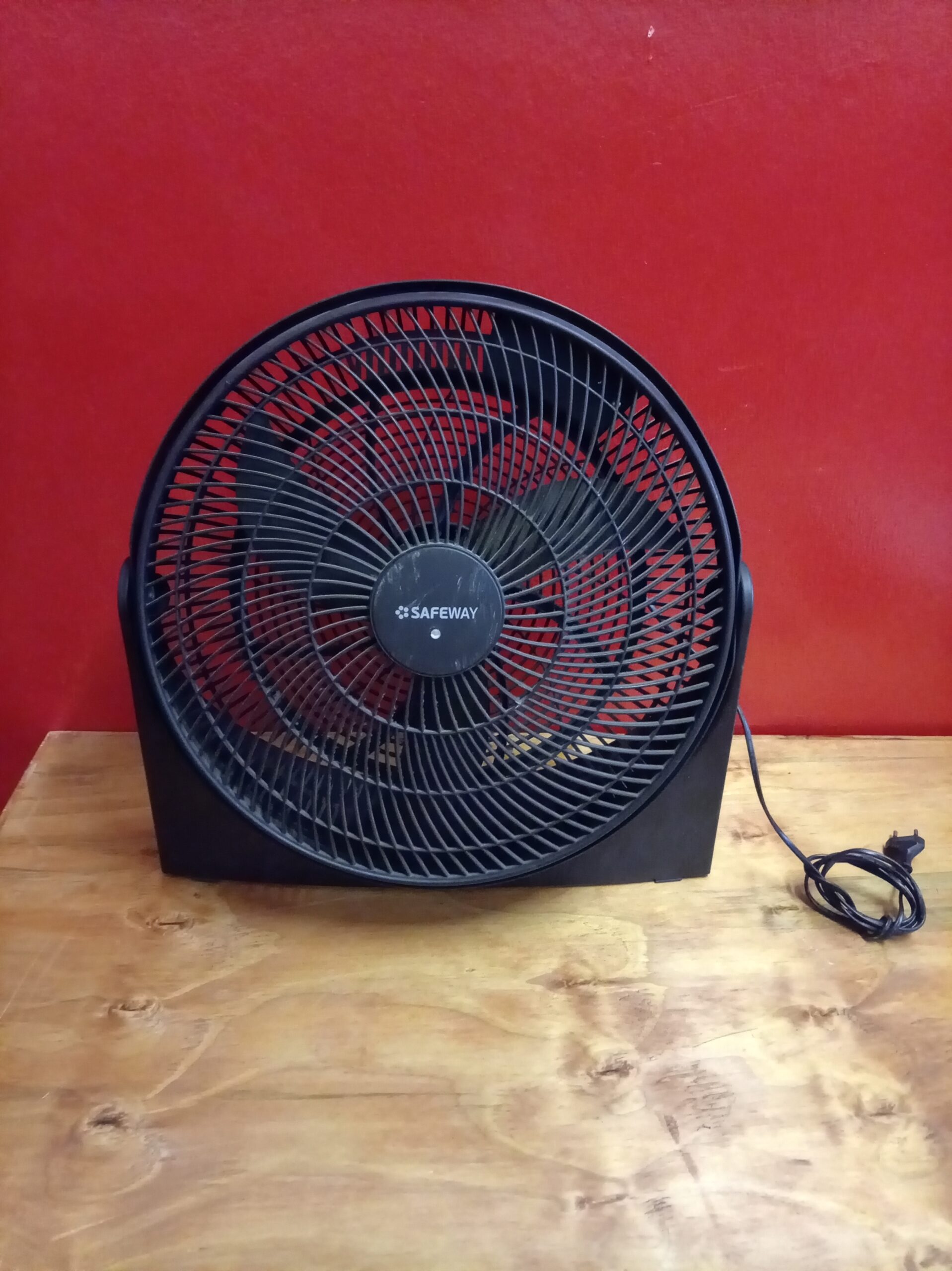 SAFEWAY 40cm Black Floor Fan — 1x Pedestal/Floor Fan, Model PIA2486