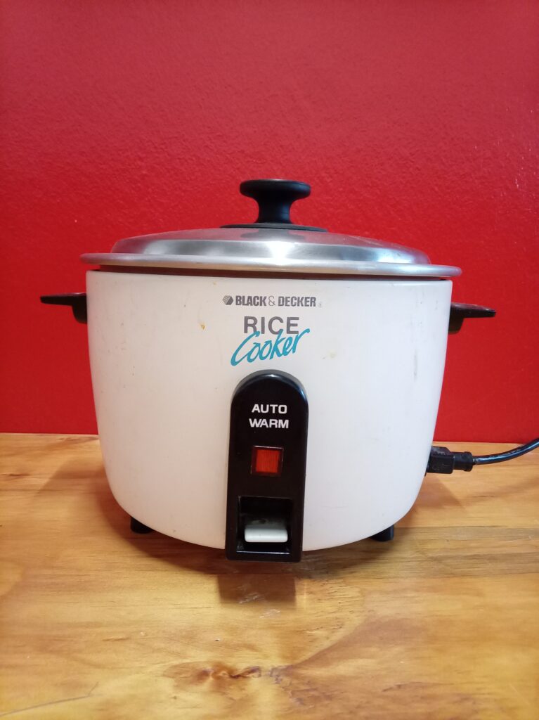 Black & Decker Rice Cooker with Inner Pot & Lid — Used
