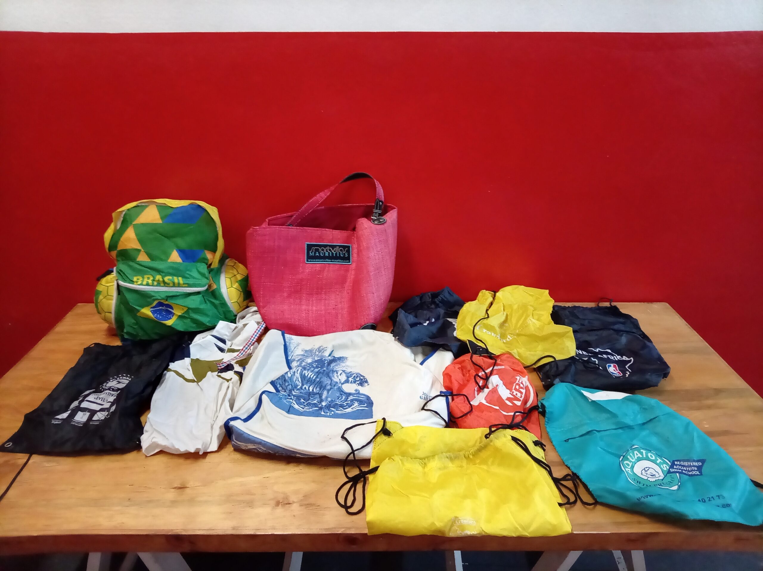 Joblot of Approximately 10 Mixed Fabric Bags and Drawstring Sacks
