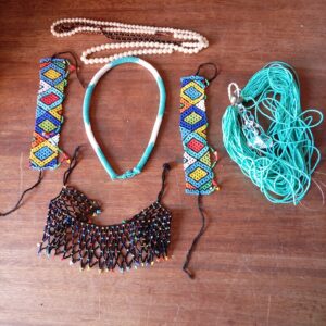 Mixed lot: 6 costume beaded necklaces, chokers & tassel strands — colourful hand-beadwork, faux pearls