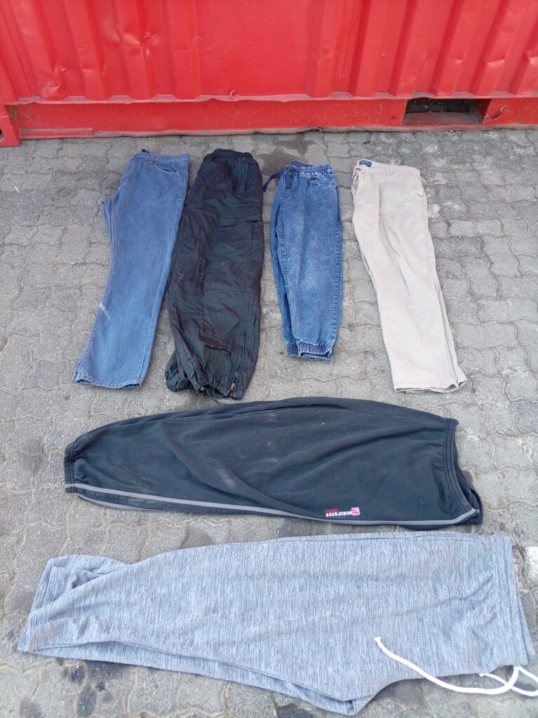 Lot of 6 Men’s Jeans & Trousers – Mixed Sizes, Used, Visible Stains