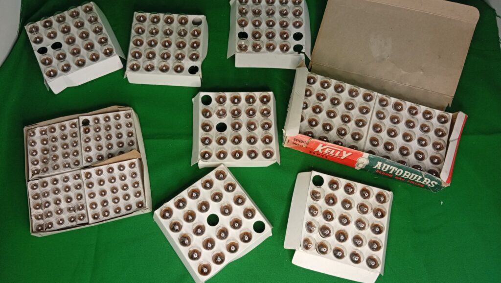 Bulk Lot of Vintage Kelly Autobulbs – Approx. 240 Bulbs in Original Packaging