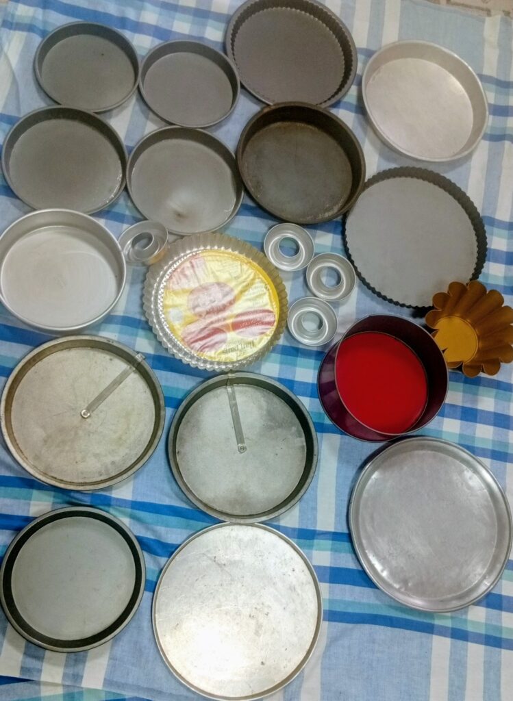 Bulk Lot of 21 Assorted Baking Tins & Cake Pans – Round, Tart, Bundt & More