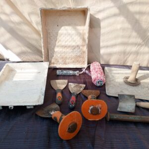 Joblot Paint and Plastering Hand Tools – Mixed Lot (approx. 12 items)