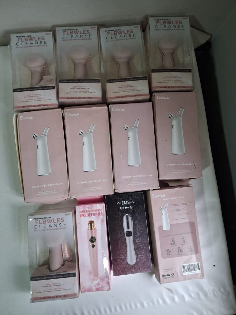 Mixed Lot of 12 Boxed Beauty Machines (Facial Cleansers, Massagers, Airbrushes)