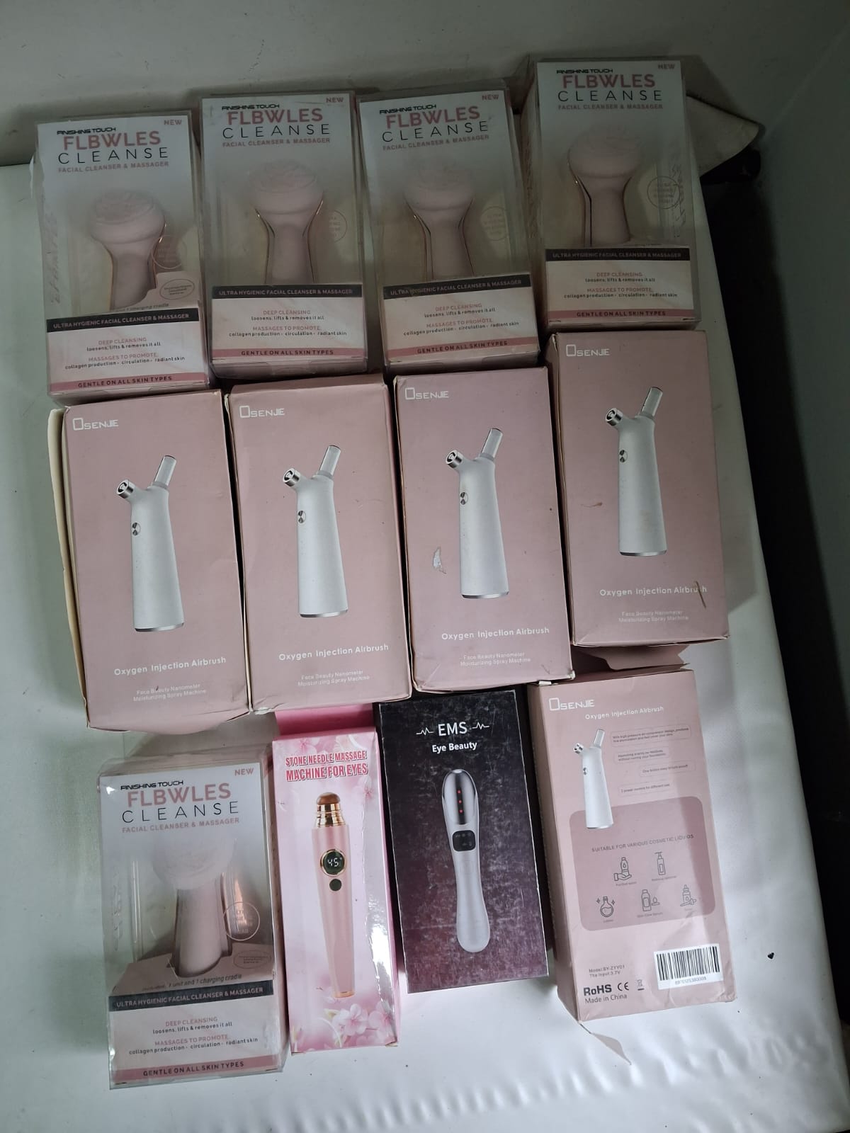 Mixed Lot of 12 Boxed Beauty Machines (Facial Cleansers, Massagers, Airbrushes)