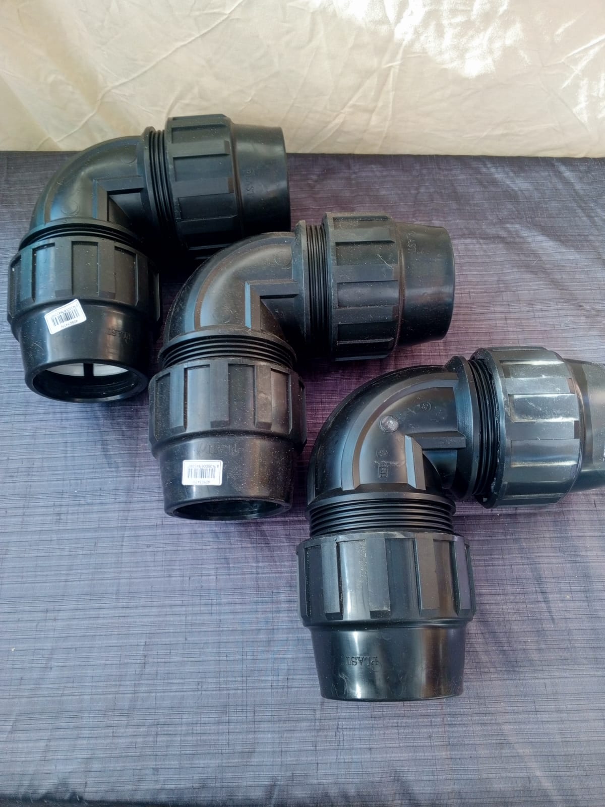 Set of 3 Black 90° Union Elbow Pipe Fittings (approx. 75mm seller claim)