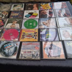 Mixed Lot of Approx. 20–25 Used Music CDs in Jewel Cases