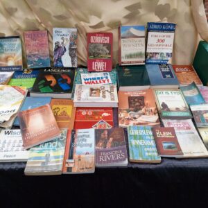 Joblot of Used Books – Mixed Titles, Approx. 30–40 Volumes