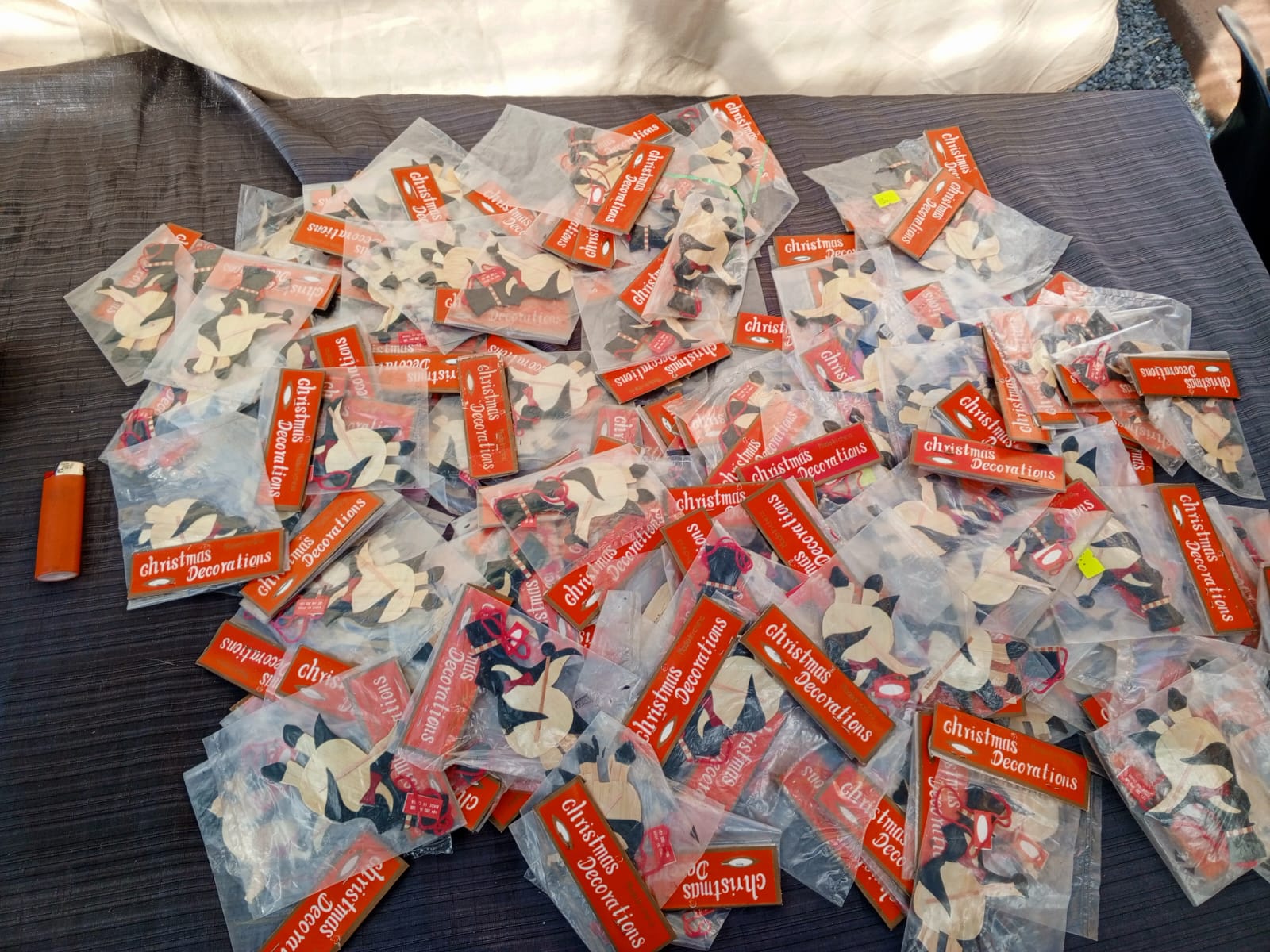 Job Lot ~40–60 Wooden Penguin Hanging Christmas Decorations, Retail Packed