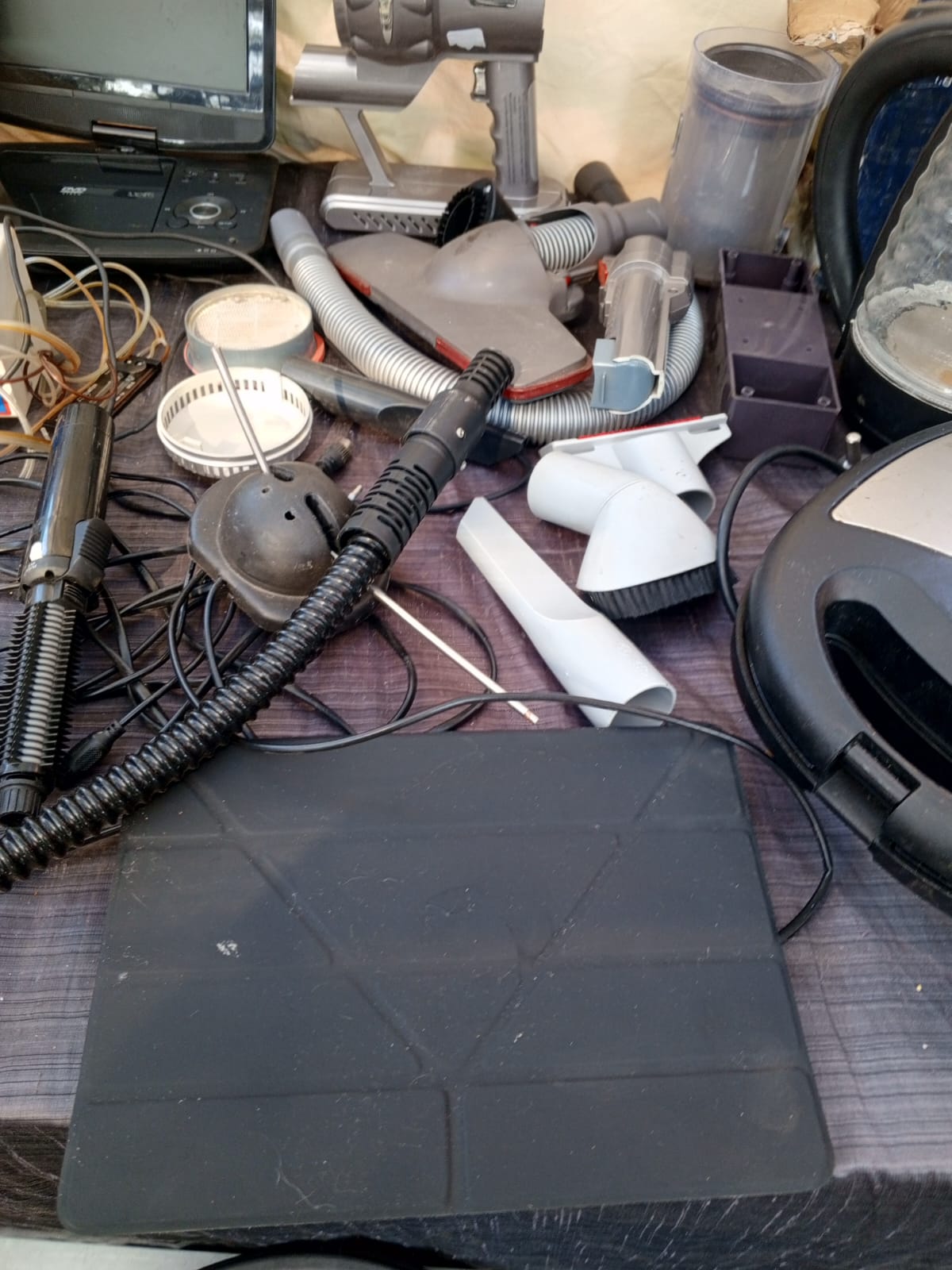 Mixed Lot of Small Kitchen & Household Appliances – For Parts / Repair