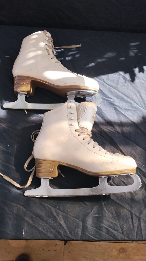 Jackson Mystique Figure Ice Skates – Size 8, Used Condition