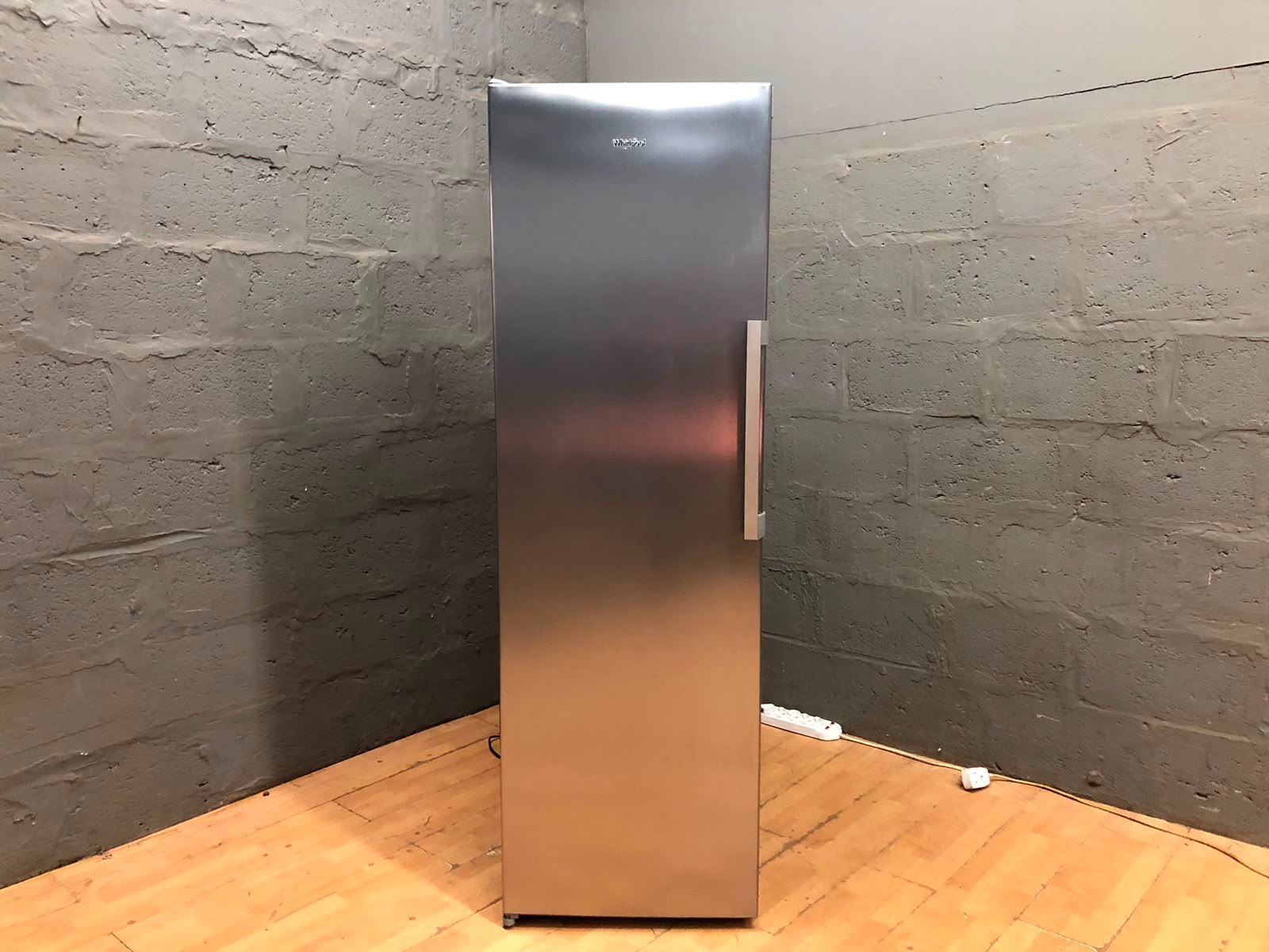 Whirlpool Upright Freezer – 6th Sense, No Frost, Stainless Steel, 187x59x61 cm