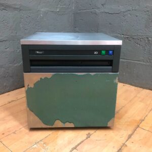 Whirlpool AGH 326/01/G/NE Automatic Ice Maker – Powers on but needs attention