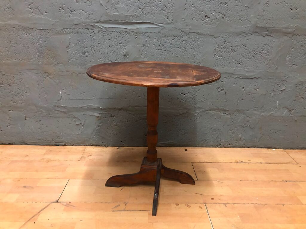 Small Round Wooden Side Table – Pedestal Base, Heavy Wear, 62x60cm